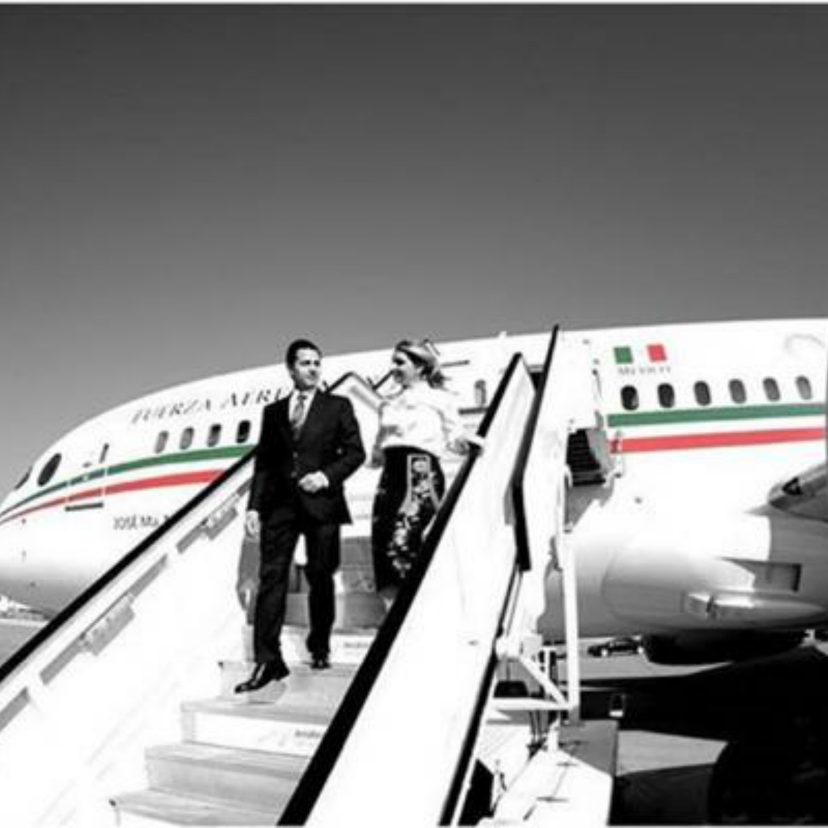 ¡Pum! El mensajito que Peña Nieto le mandó a AMLO en Instagram sobre el avión presidencial