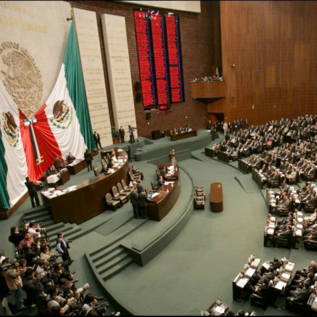 #Histórico Diputados dan puñalada por la espalda a presidentes y funcionarios