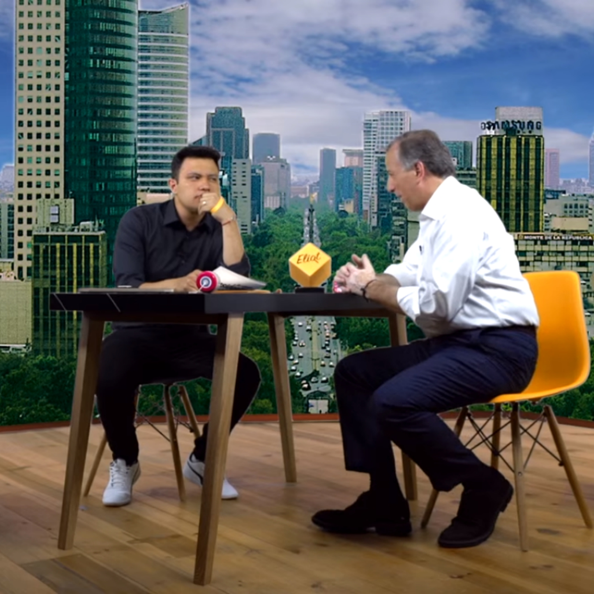 Meade se reunió con Luisto Rey y esto fue lo que ocurrió