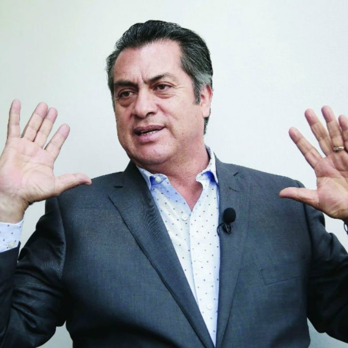 'El Bronco' propone mochar la Hora Nacional y se refiere a ella como ‘esa chingadera’