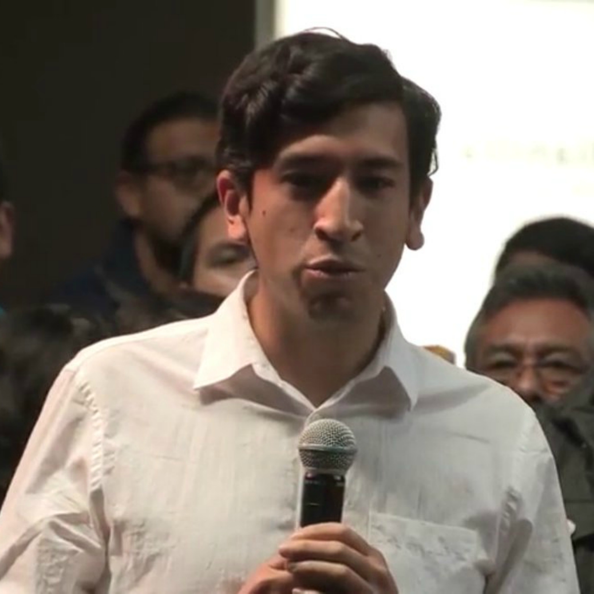 Gael García se suma a Kumamoto y pide que lo represente