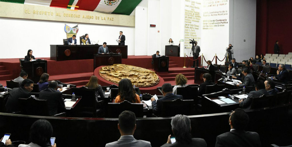 CFE descubre 'diablitos' en el Congreso y les corta la luz