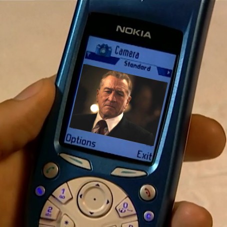 Scorsese pide no ver El Irlandés en celulares y así le responden