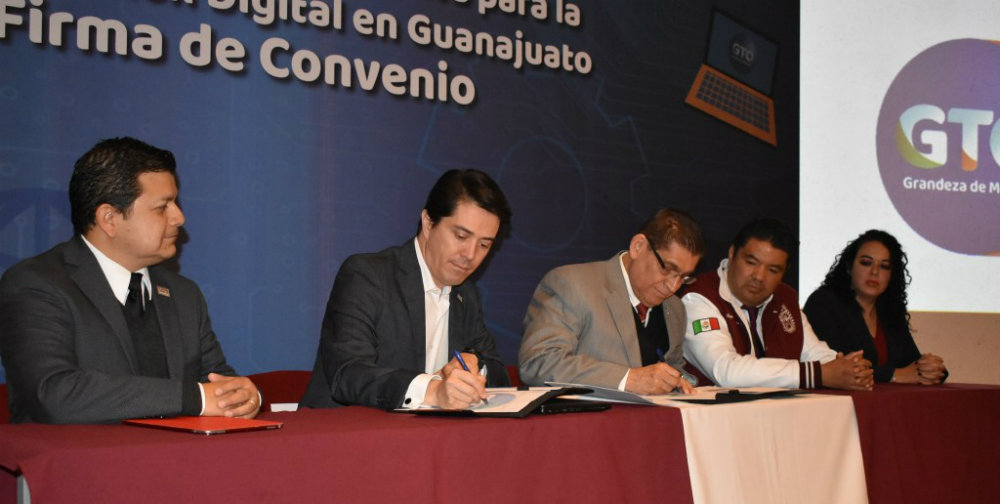 Siemens firma convenio con GTO para certificar a jóvenes en nuevas tecnologías