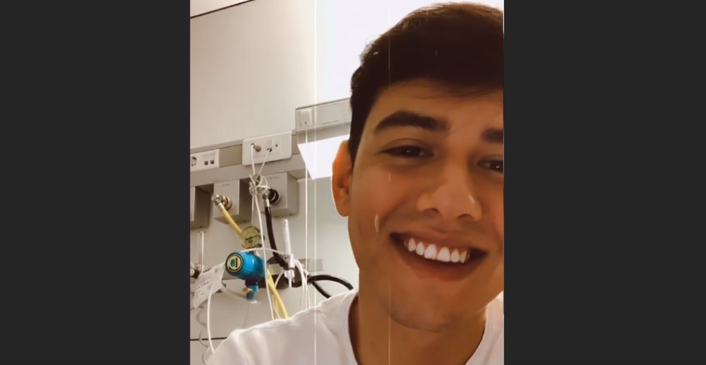 Influencer narra su experiencia al ser diagnosticado con coronavirus