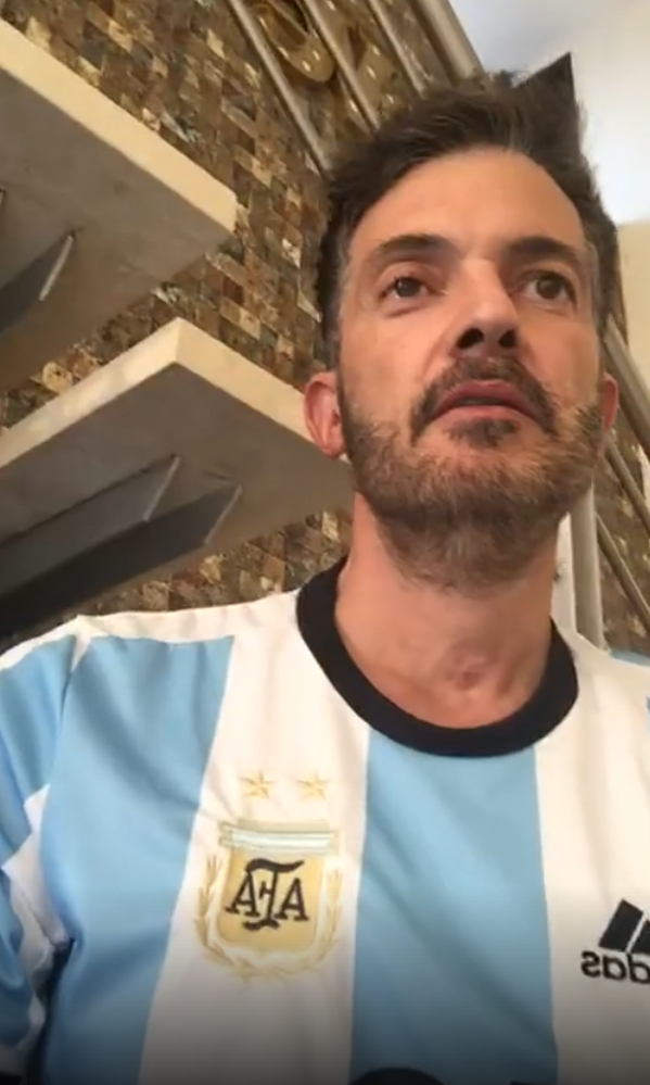 Le mandan el meme del ataúd a Fer del Solar y así los calló