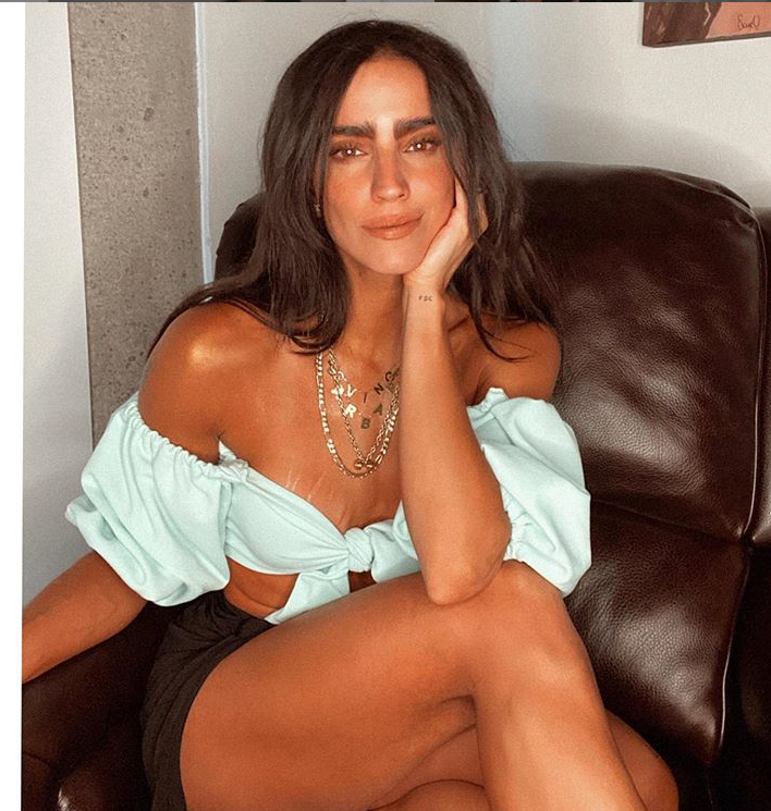 Lydia Cacho le pide a Bárbara de Regil "alimentar su cerebro"