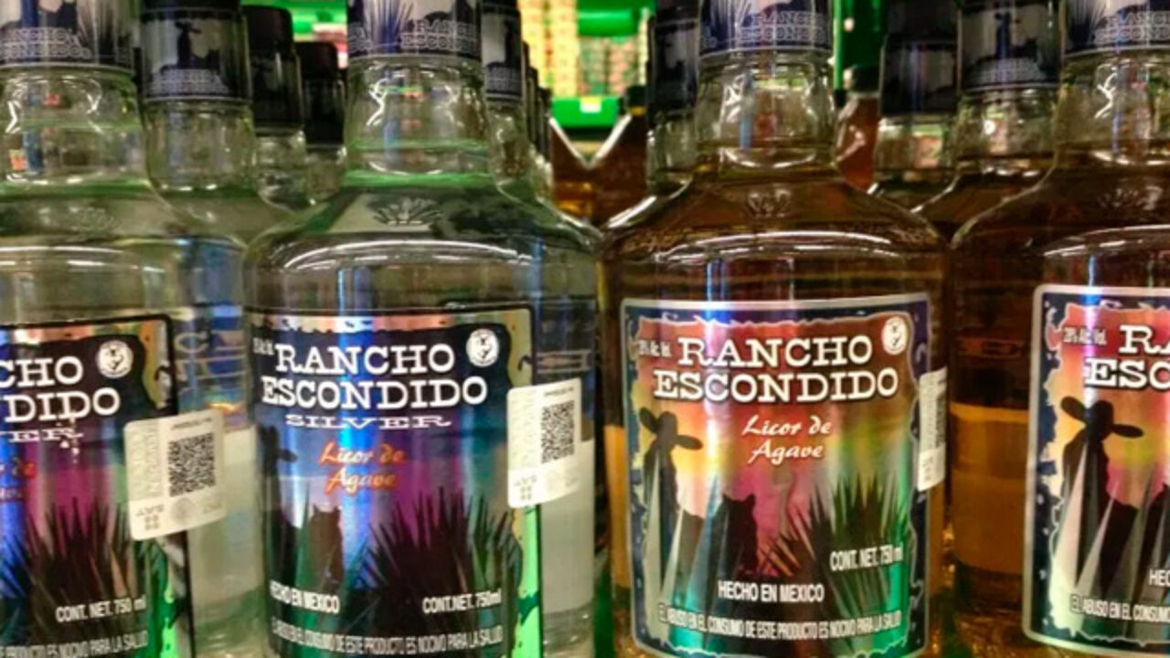 Piden dejar de consumir Rancho Escondido; advierten que no es tequila