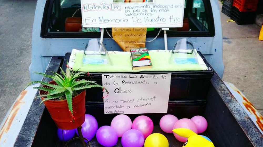 Tortillería abre espacio con internet gratis para estudiantes