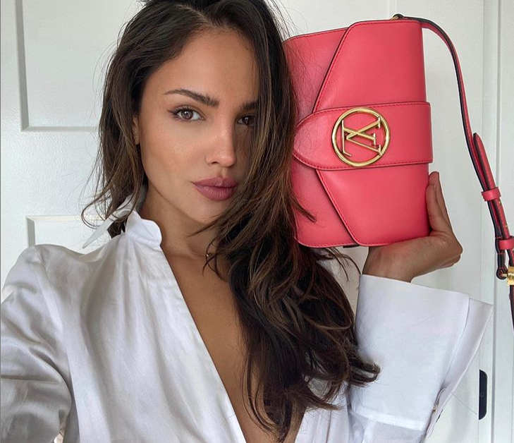 Eiza le pone un alto a los que la comparan con Belinda