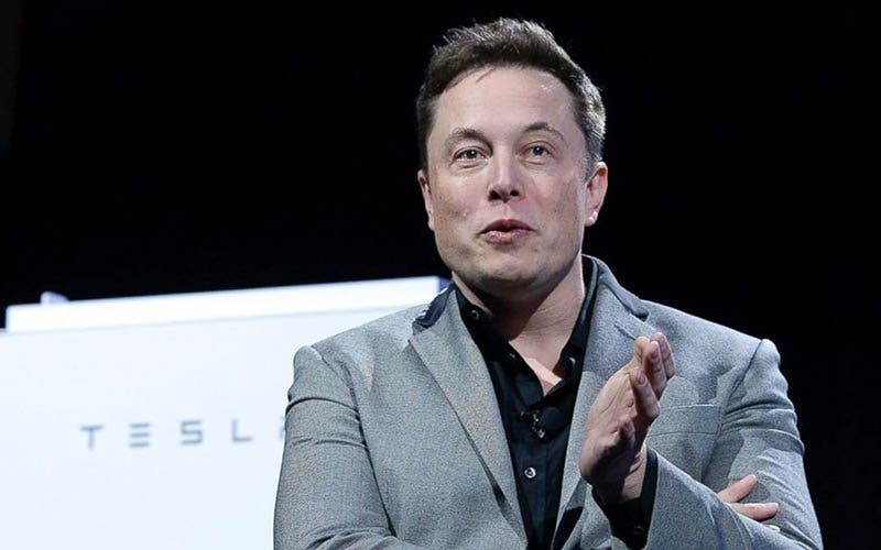 Elon Musk se lanza contra Gates y se niega a ponerse la vacuna de COVID-19