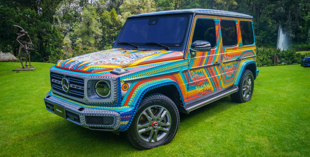 Artesanos oaxaqueños transforman la Mercedes Benz Clase G en un alebrije