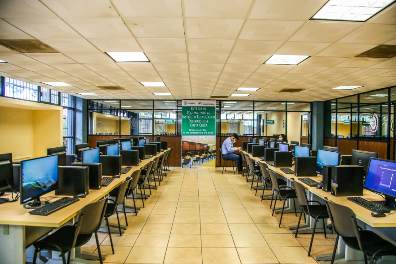 computadoras instituto tecnologico costa chica