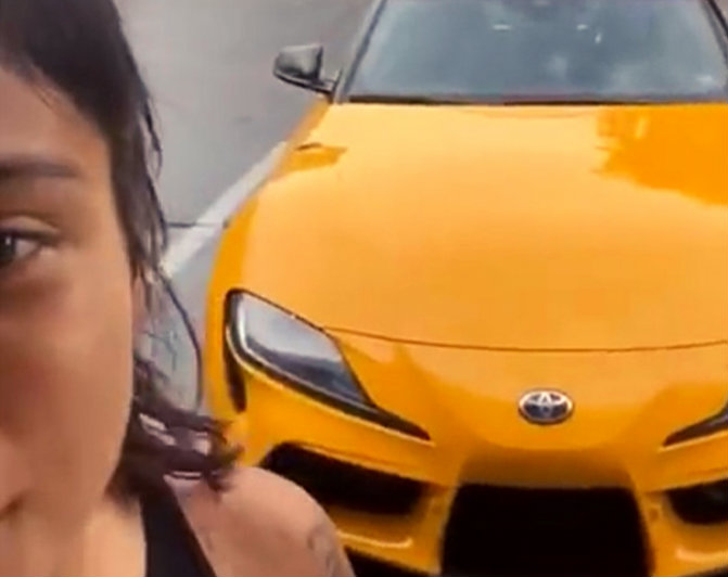 Presume su auto nuevo en Instagram y fallece minutos después