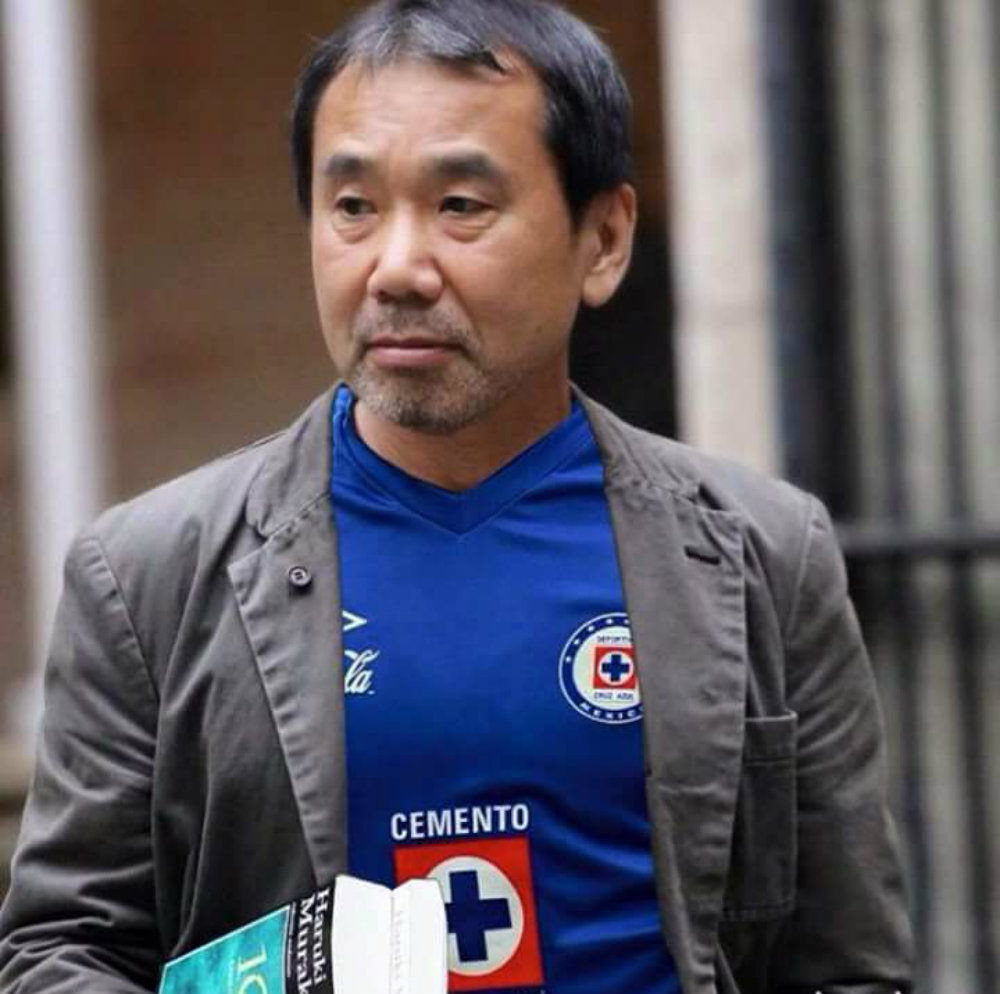 Murakami otra vez no se llevó el Nobel, pero ganó en memes