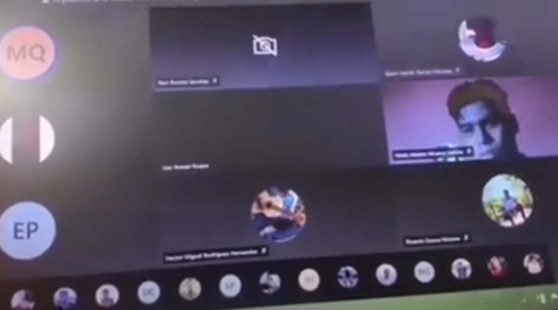 Alumnos ponen queja contra profesor por llamarlos "generación de cristal"