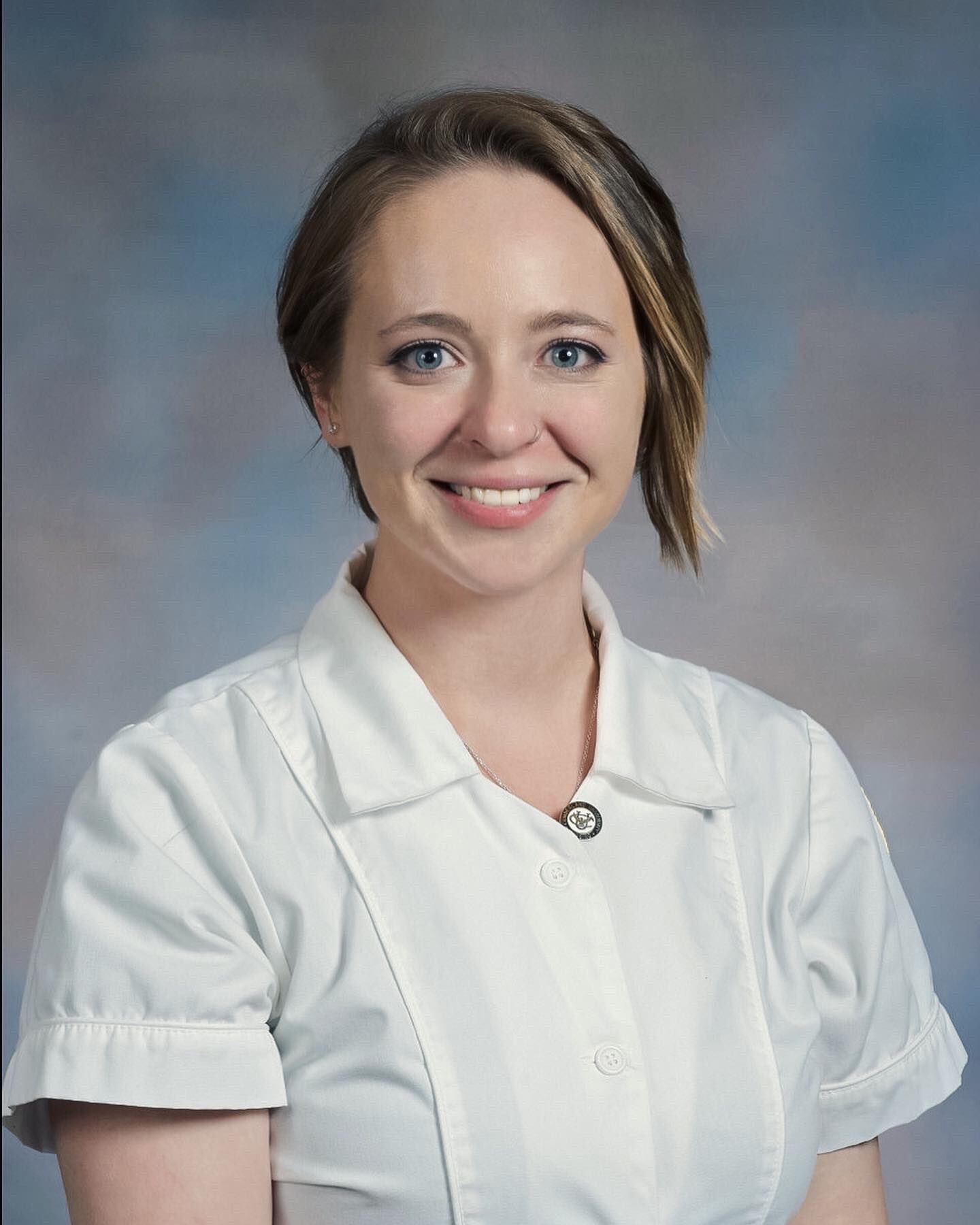 Enfermera muestra su deterioro tras meses de atender casos de COVID-19