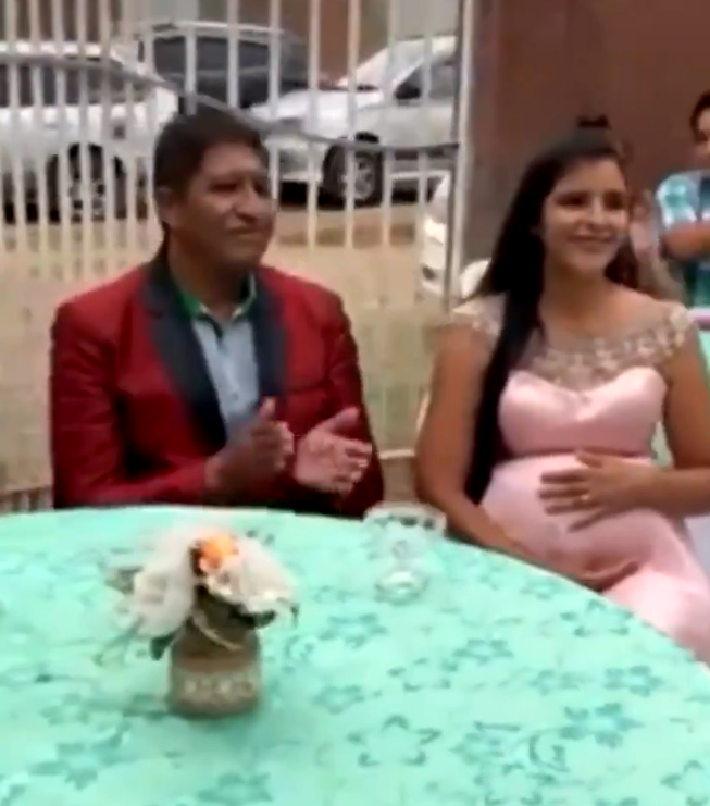 Expone la infidelidad de su esposa en pleno baby shower