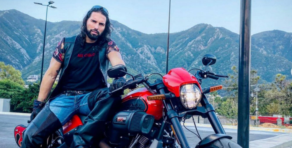 Culpan a Poncho De Nigris de contagiar a empleado que falleció de COVID-19