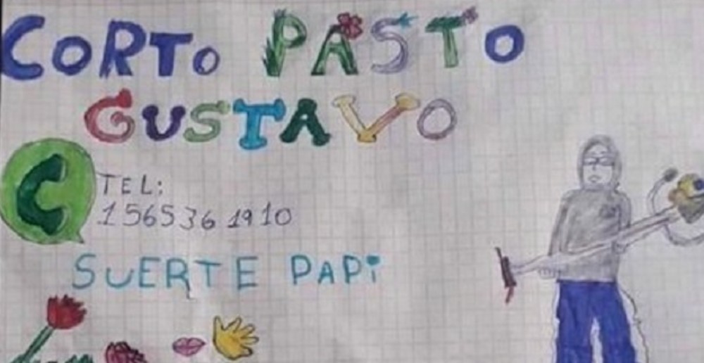 Niña dibuja el CV de su papá para ayudarlo a encontrar empleo