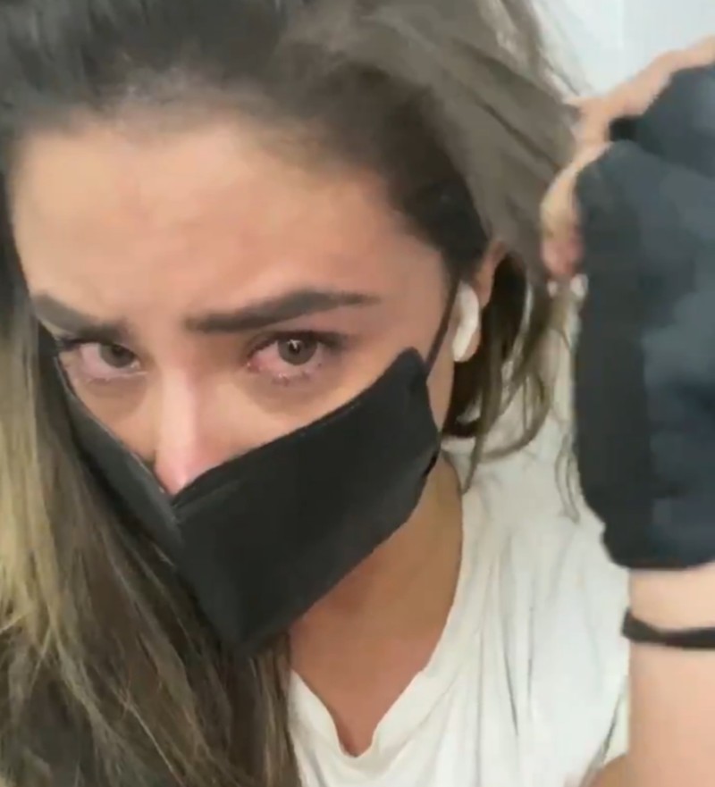 Venezolanas golpean a actriz mexicana por pedirles que usaran cubrebocas