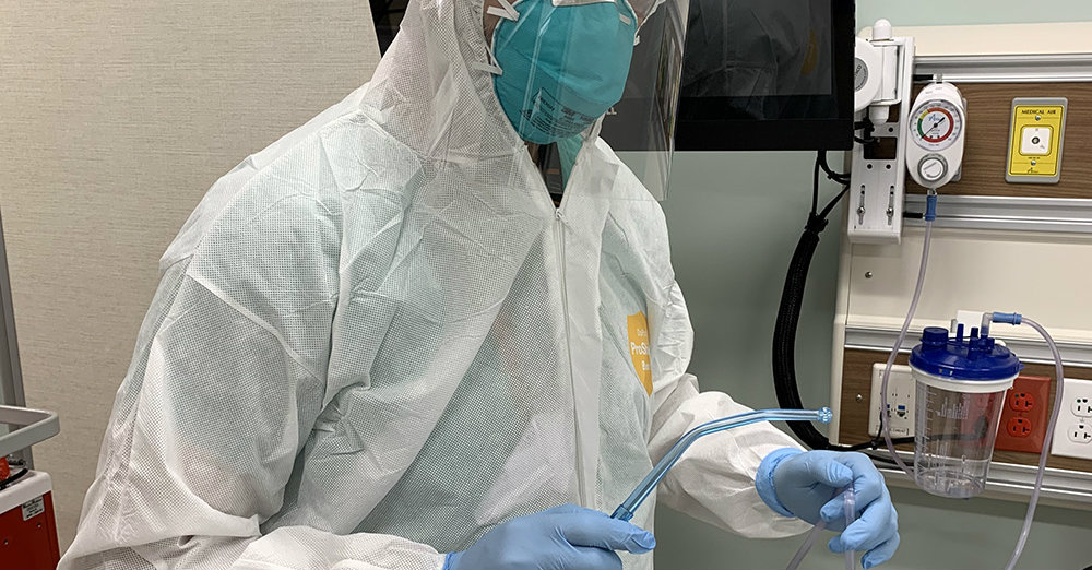 Despiden a enfermero por tener relaciones con paciente de Covid-19