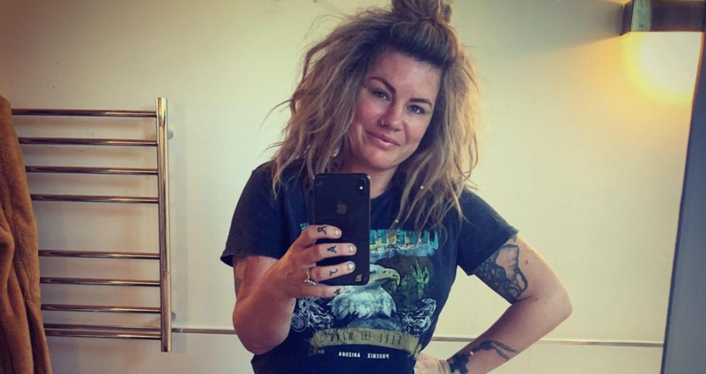 Influencer pone horarios para ser madre; a las 7:30 ya no está disponible