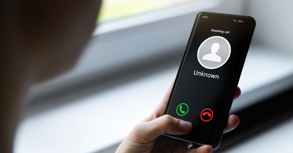 Joven acaba en prisión por llamar más de 100 veces a su exnovia