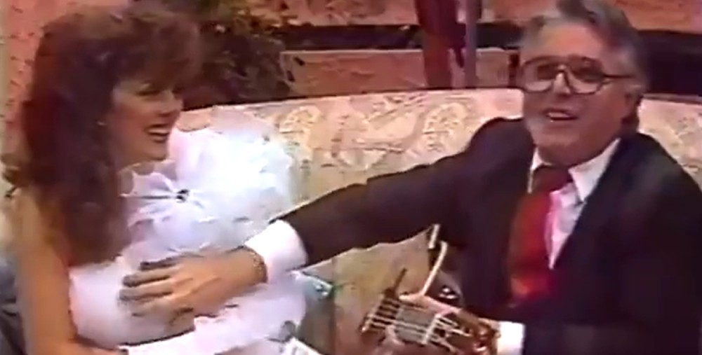 Le recuerdan a Enrique Guzmán cuando le tocó el pecho a Vero Castro