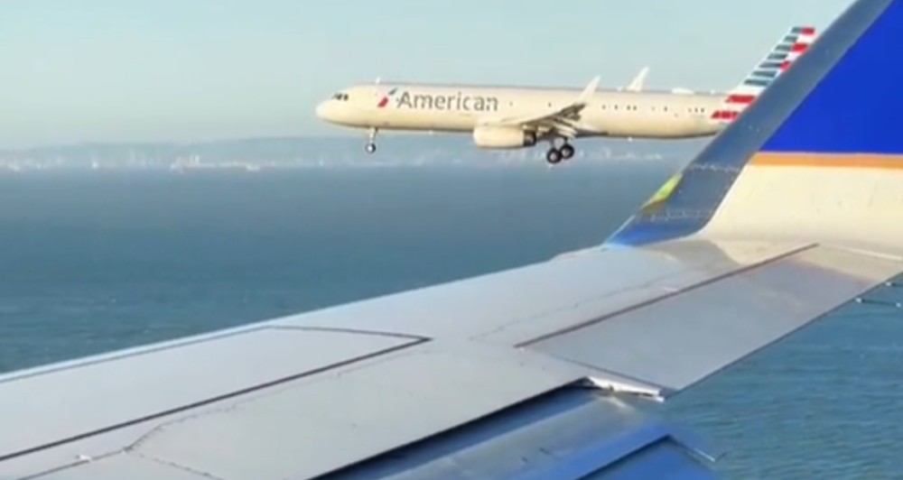 Pilotos de aviones con pasajeros organizan 'carreritas' en el aire