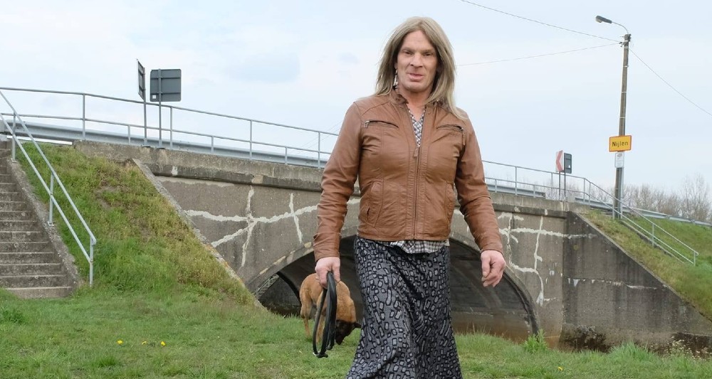 Mujer trans denuncia que la Iglesia no le permite ser monja