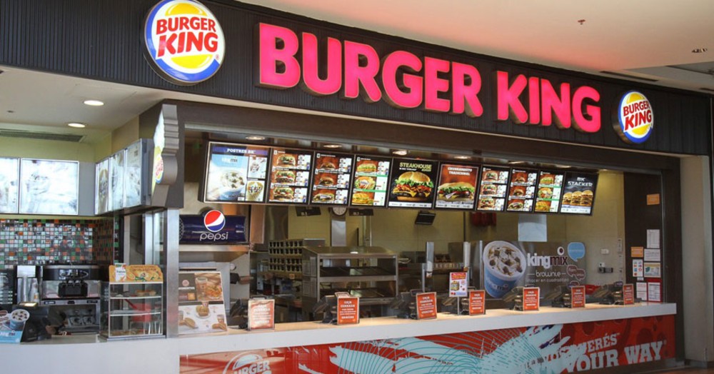 "Todos renunciamos", empleados de Burger King dejan un letrero y se van