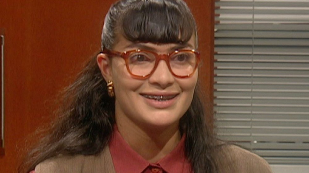 Alumna denuncia discriminación por hacer un trabajo sobre 'Betty la fea'