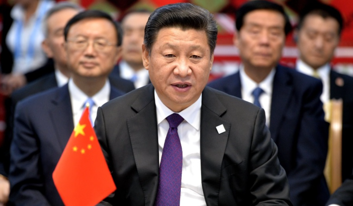 Hombre demanda a China y a la OMS tras contagiarse de COVID-19