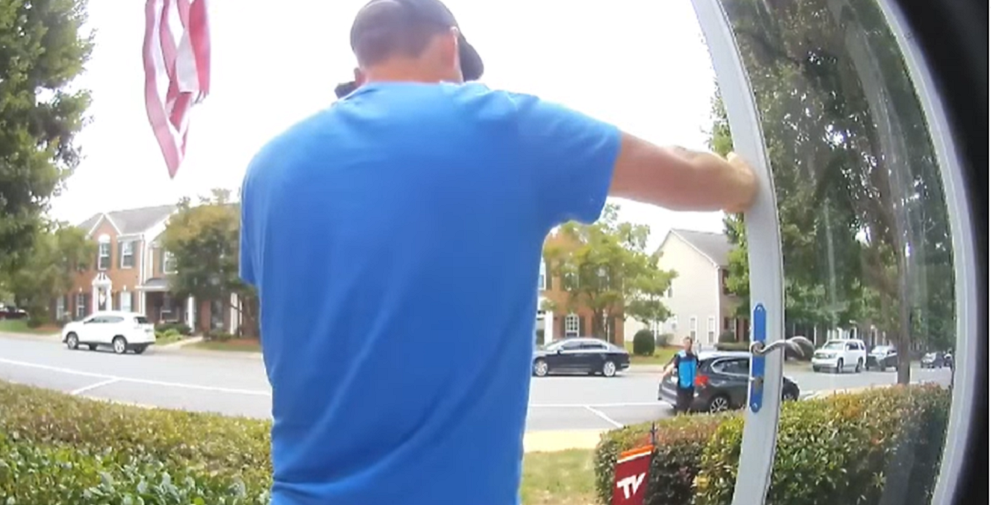 Despiden a un gerente de Amazon por humillar a un repartidor