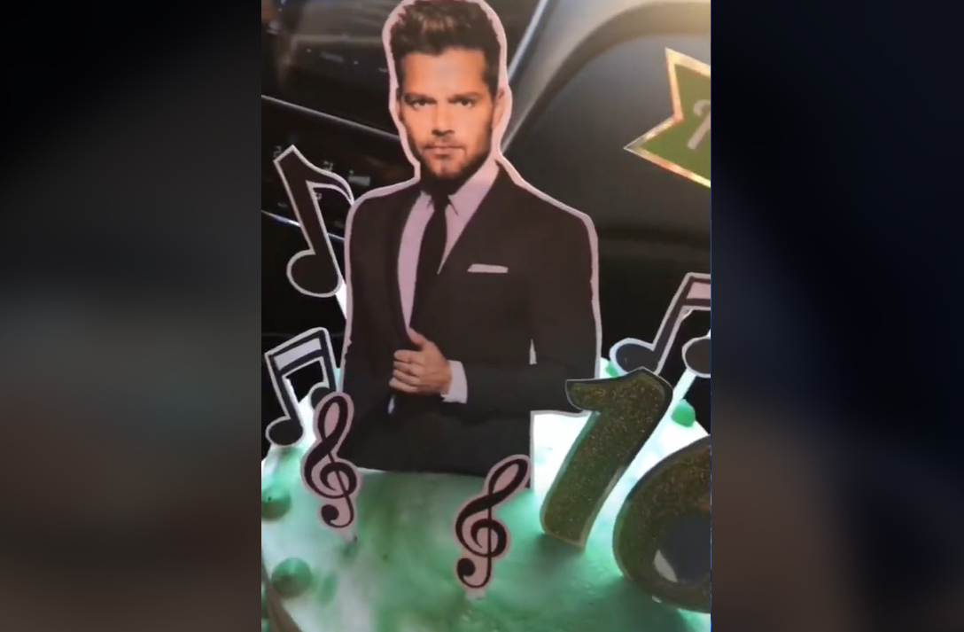 Pide un pastel de Rick y Morty y le llevan uno de Ricky Martin