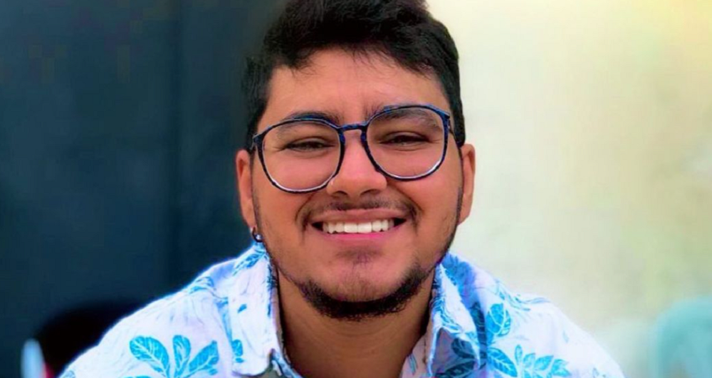 Joven denuncia que su jefe lo despidió al enterarse de que es transgénero