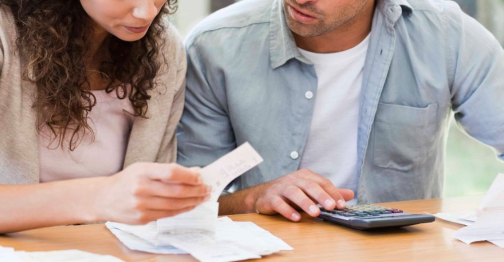 Hombre le cobra a su exnovia todo lo que gastó durante la relación