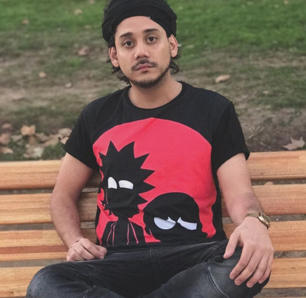 "Estoy desfalcado", Rix vende sus tenis autografiados para subsistir