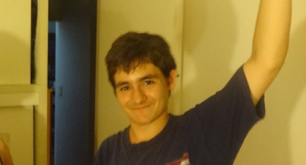 Por primera vez le gana una discusión a su novia y su festejo se hace viral