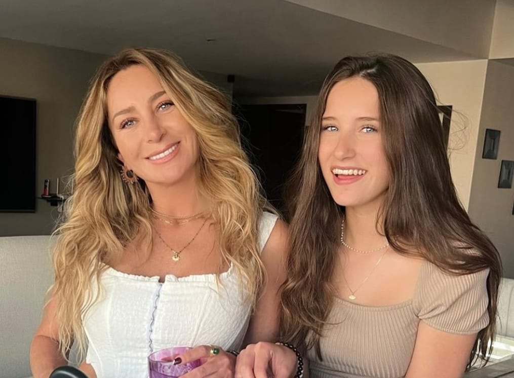 Ella Es Elissa Hija De Gabriel Soto Y Geraldine Bazán Que Triunfa Como Modelo 1559