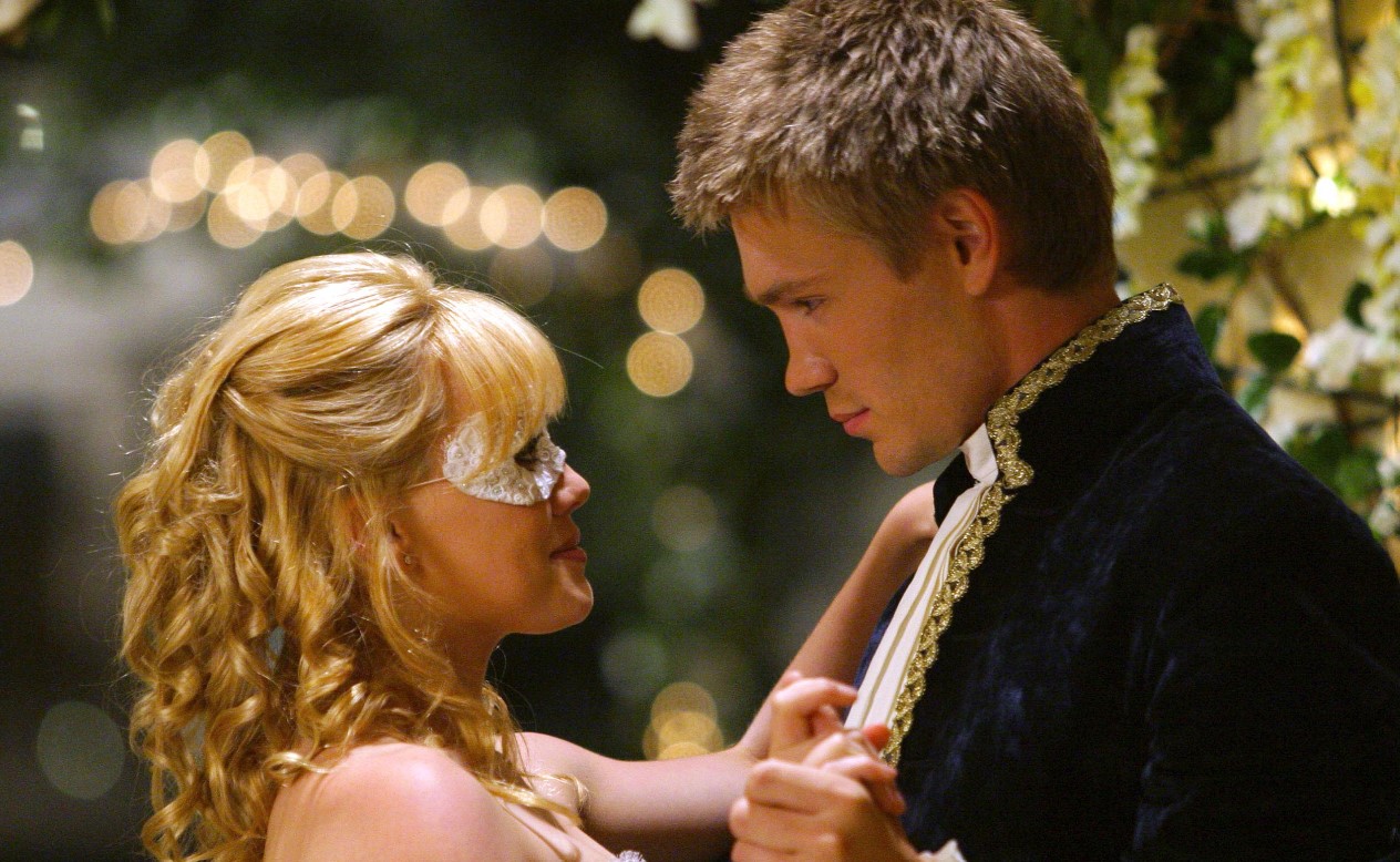 Así luce el elenco de 'La nueva Cenicienta' a 20 años del estreno