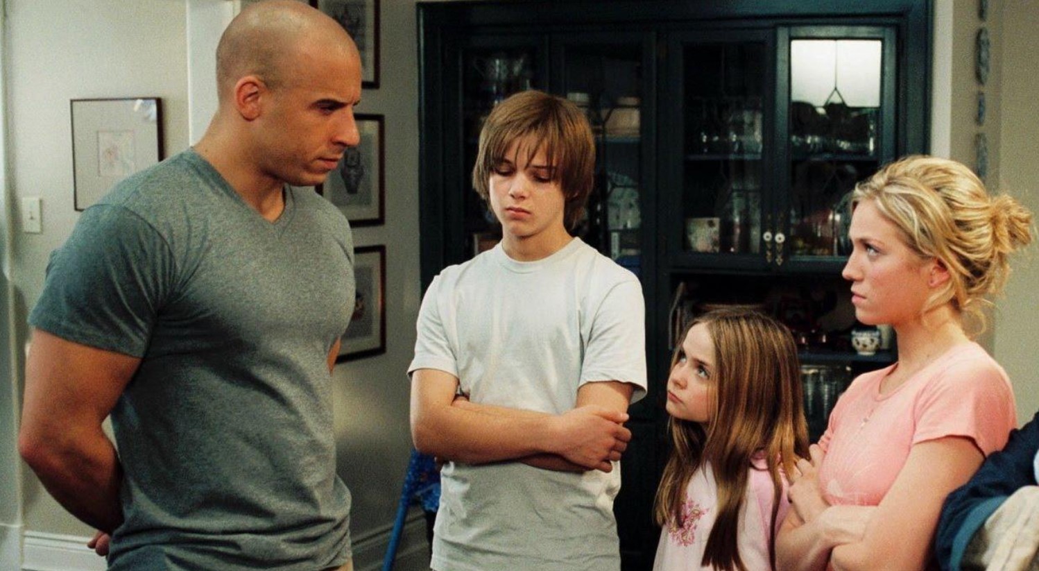 Así luce el elenco de 'Niñera a prueba de balas' a 20 años del estreno