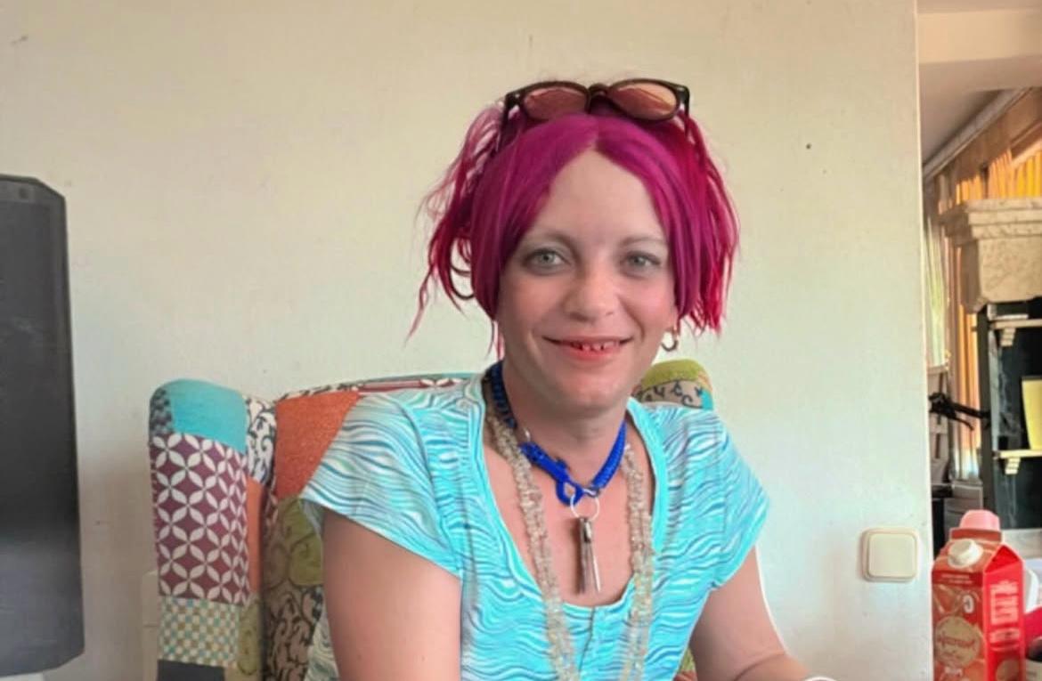 Así lucía Sheila Devil, hija de Camilo Sesto, antes de su cambio de género