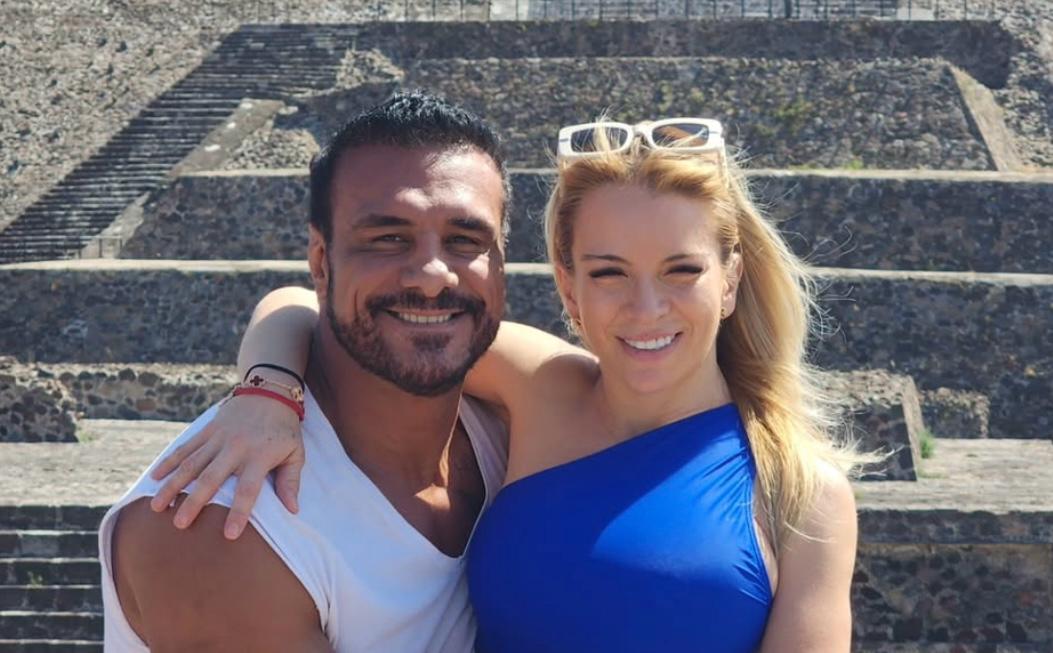 Ella es Mary Carmen, la esposa de Alberto del Río "El Patrón"
