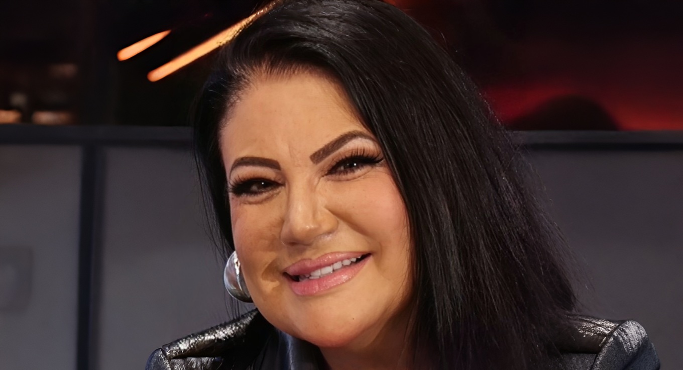 Alejandra Ávalos es una reconocida actriz y cantante mexicana que comenzó su carrera artística siendo muy joven.