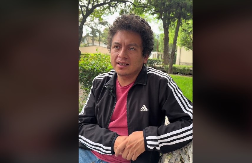 Ambos se conocieron a través de una página para compartir departamentos y comenzaron a intercambiar mensajes. Cuando Irina llegó a México, primero se hicieron amigos y posteriormente surgió el romance.