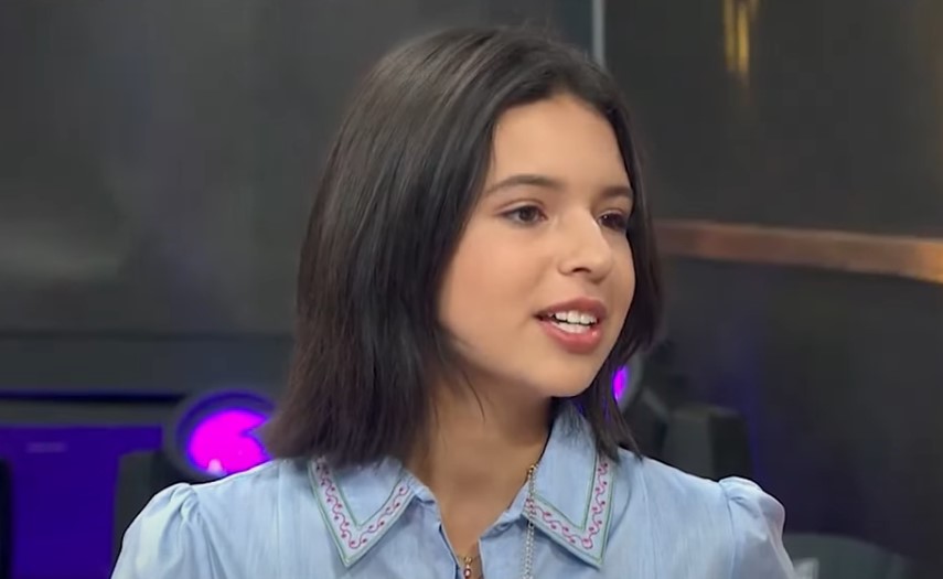 Ese mismo año lanzó su primer álbum como solista, “Primero soy mexicana”, inspirado en la música ranchera tradicional y en el legado artístico de su abuela Flor Silvestre.