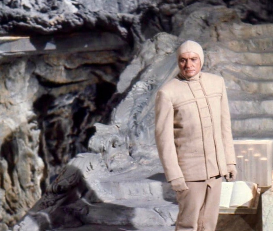 Bajo el planeta de los simios (1970)