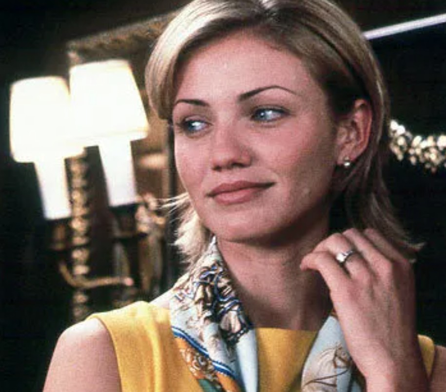 En el año 2000 protagonizó "Los ángeles de Charlie" junto a Drew Barrymore y Lucy Liu, película que posteriormente tuvo una secuela titulada "Los ángeles de Charlie: Al límite".
